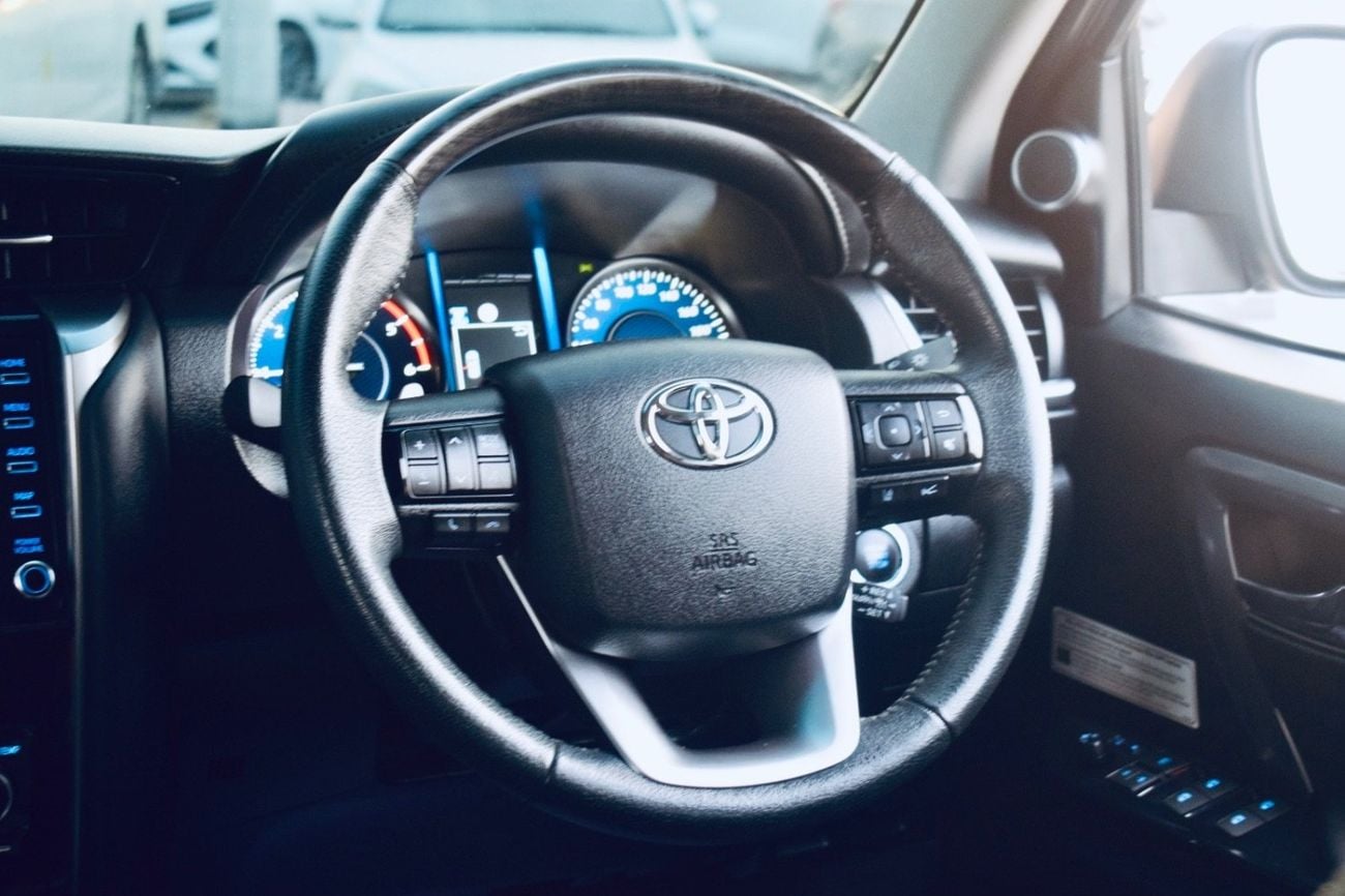 Toyota Fortuner 2.8 4 cylinder Diesel Automatic Gear 7 seater 5 door RHD