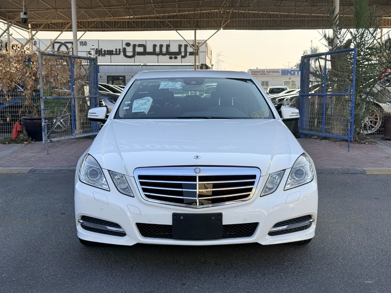 مرسيدس بنز E300 إليجانس