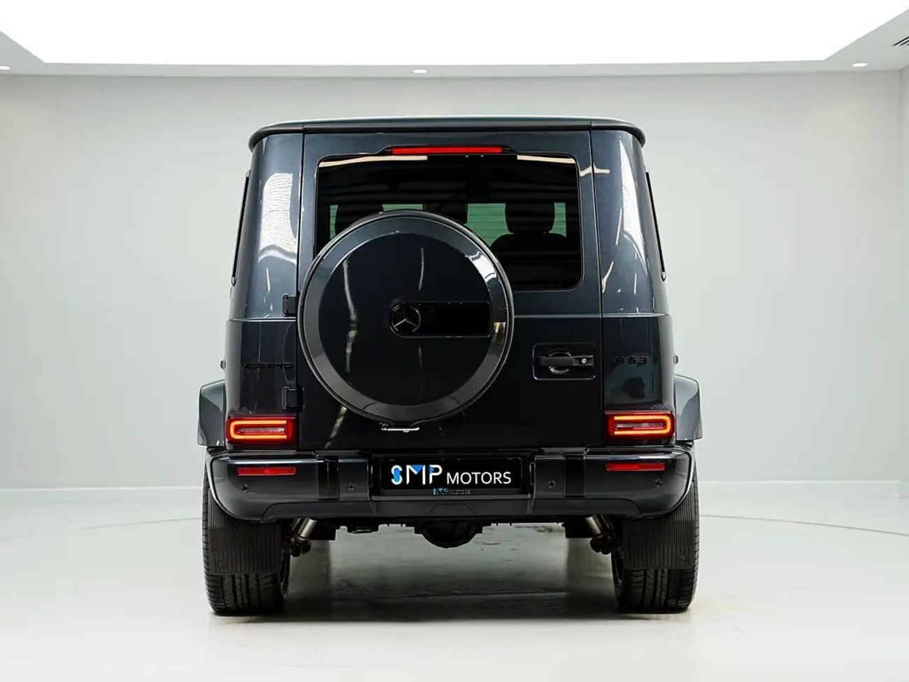 Mercedes Benz G63 AMG STANDARD WARRANTY | Double Night | Carbon Package | FULL OPTION G63 MAGNETIDE BLACK