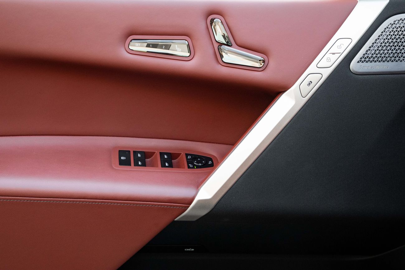 بي أم دبليو iX XDRIVE50 | 4,505 P.M | 0% Downpayment | BMW Warranty!