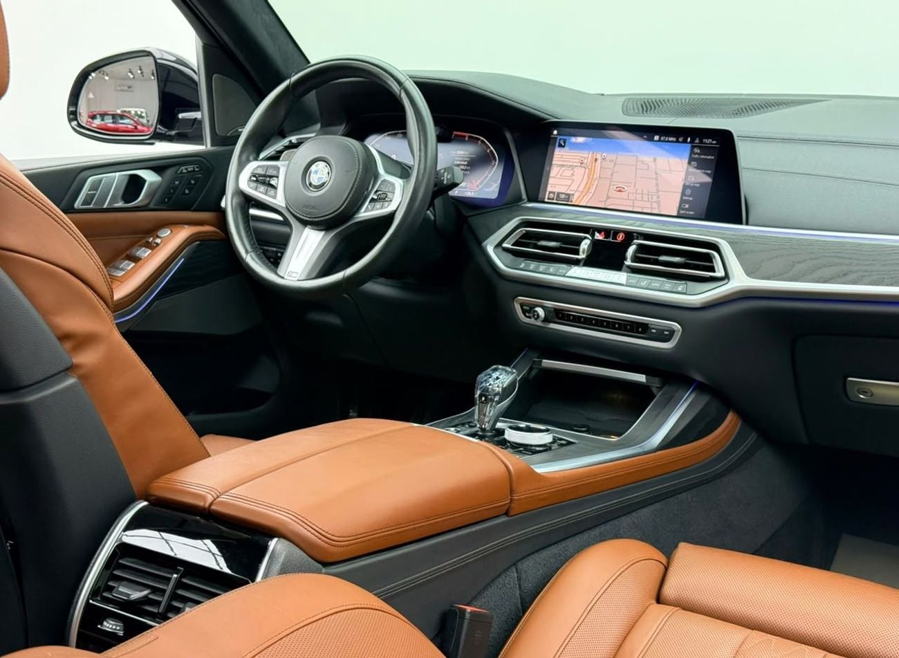 بي أم دبليو X7 50i M SPORT بي إم دبليو X7 xDrive50i M-Sport موديل 2019، مع ضمان، وسجل صيانة كامل لدى بي إم دبليو، 7 مقاعد، كامل
