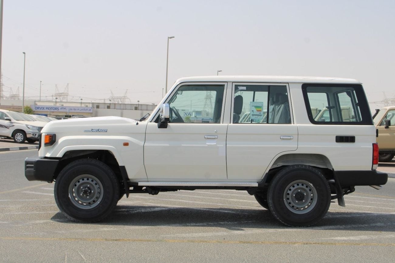 Toyota Land Cruiser 70 LC76 LX