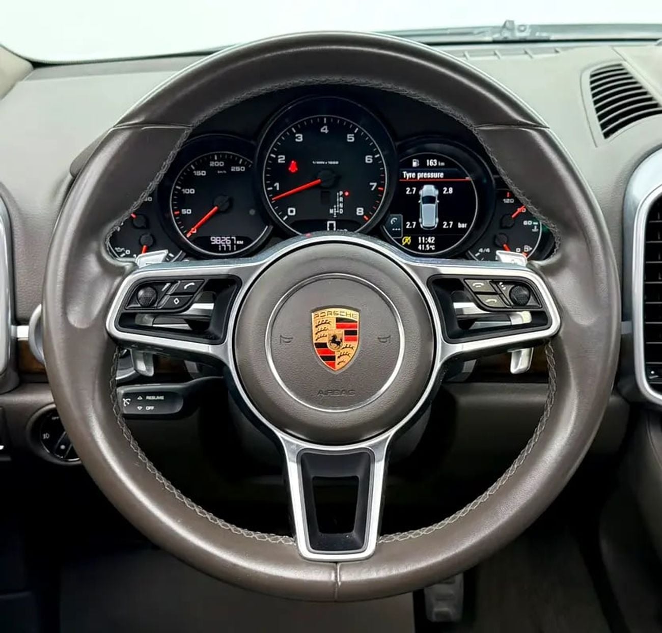Porsche Cayenne PLATINUM EDITION Platinum, Service History, Fully, Loaded, Excellent Condition, GCC
