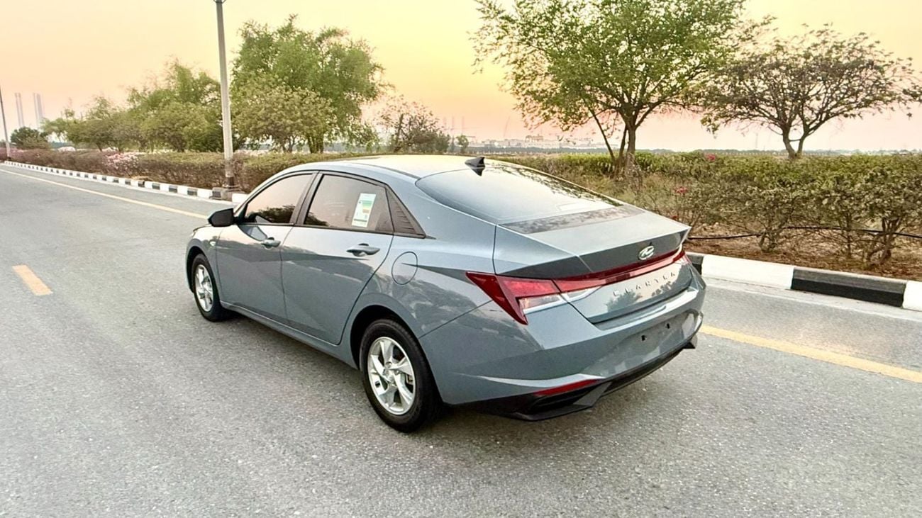 Hyundai Elantra SMART
