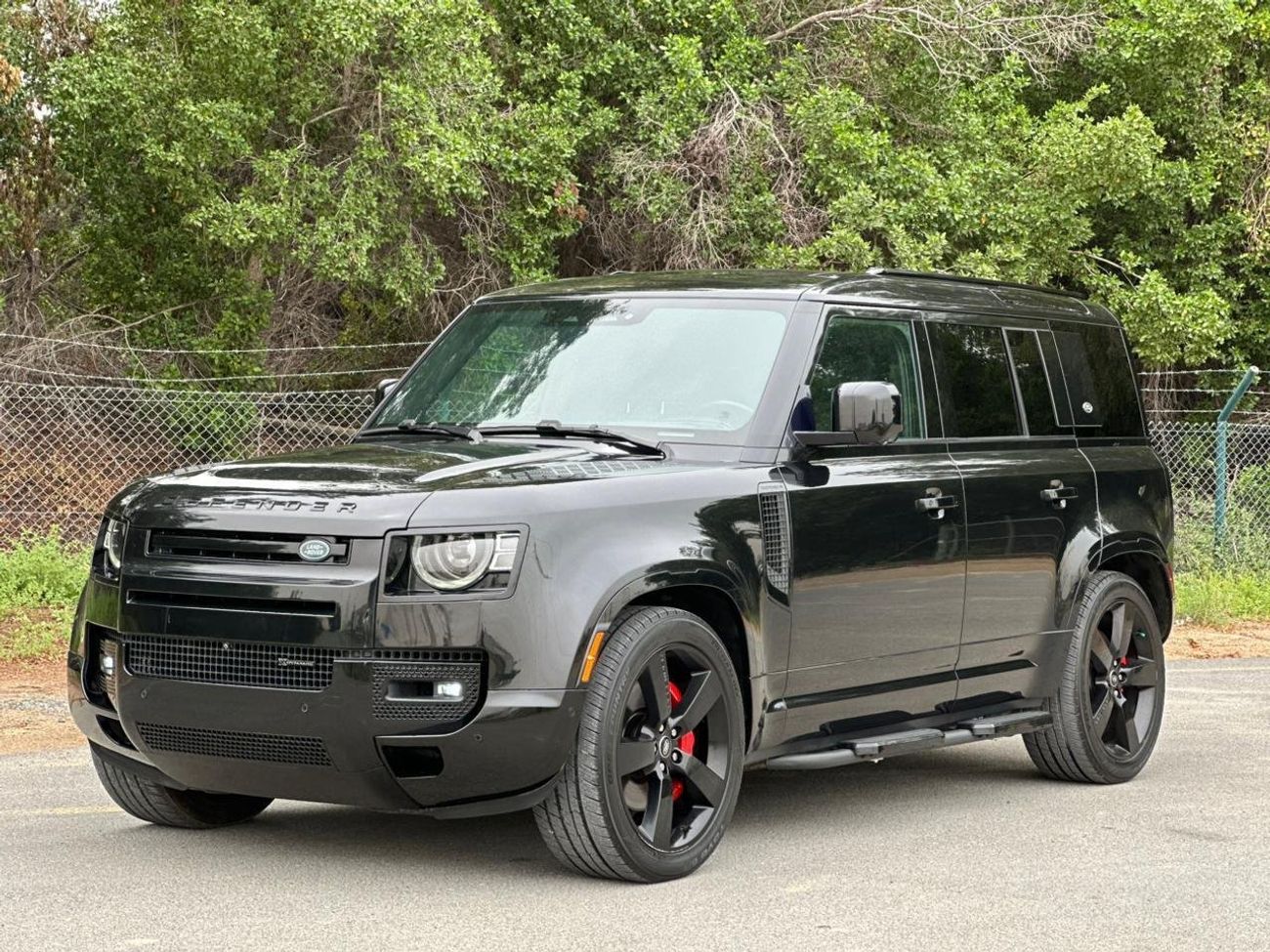 Land Rover Defender 2022