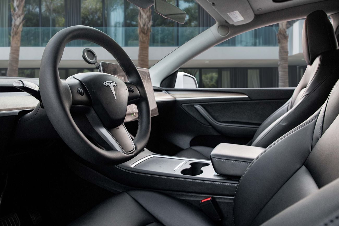 تسلا موديل Y LONG RANGE | 2,253 P.M | 0% Downpayment | TESLA WARRANTY!