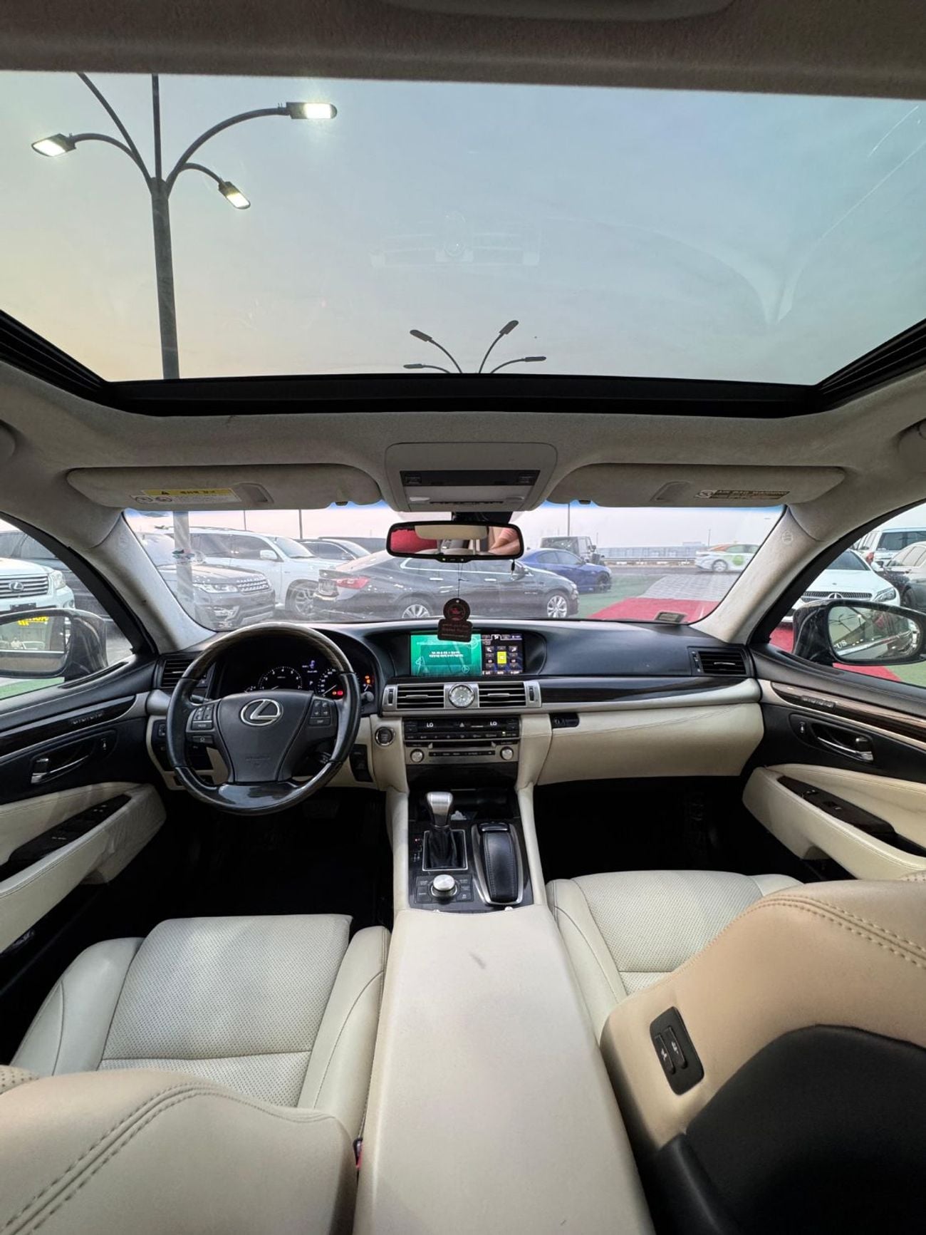لكزس LS 460