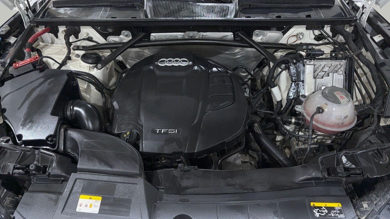 أودي Q5 45 TFSI كارس24 هي سوق ضخم للسيارات المستعملة موثوق ومضمون ٪كارس24 هي سوق ضخم للسيارات المستعملة موثوق ومضمون