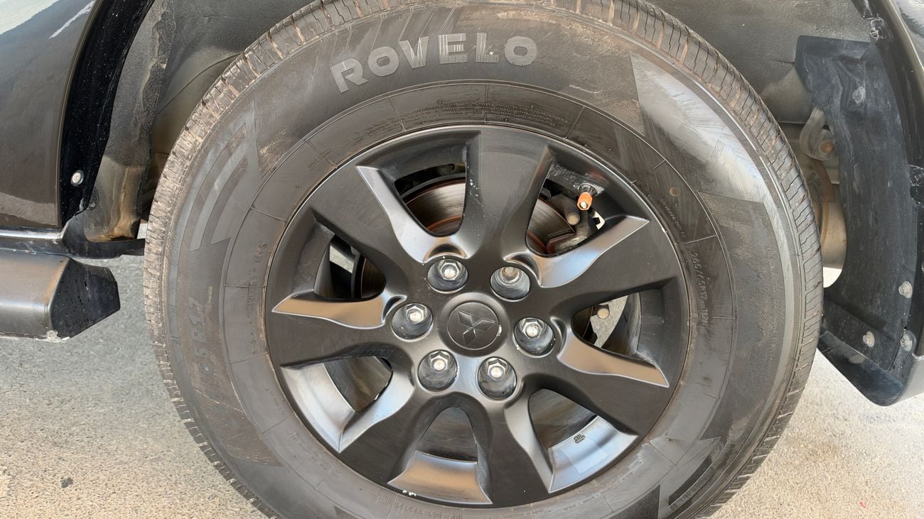 Mitsubishi Pajero GLS H/L GOLD PLATINUM