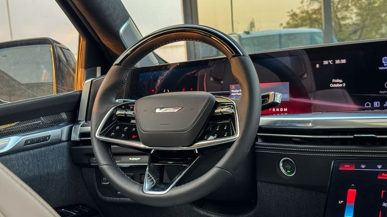 كاديلاك إسكالاد V SERIES Executive American Specs 2026 Brand New 6.2L V8 Supercharged