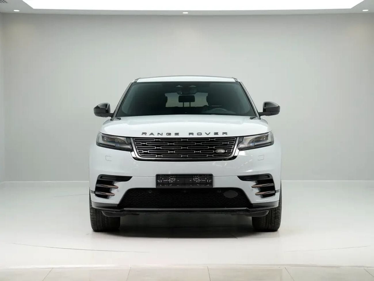Land Rover Range Rover Velar DYNAMIC SE P250 European Specs - Brand