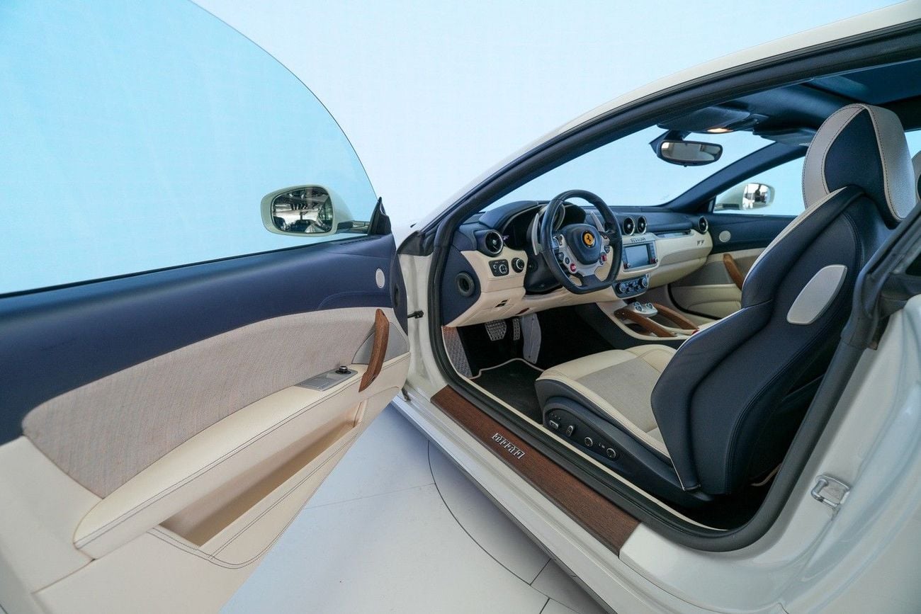 Ferrari FF STANDARD