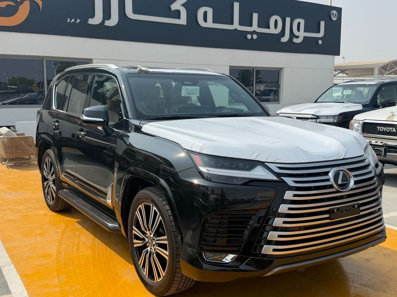 لكزس LX 600 SIGNATURE