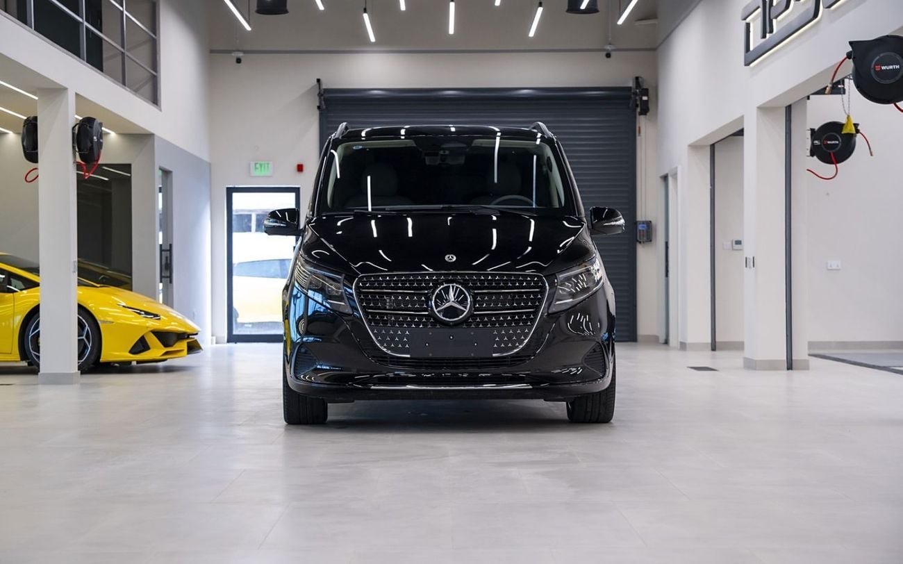 Mercedes Benz V300 V Mercedes-Benz V-Class 2024 Imported
