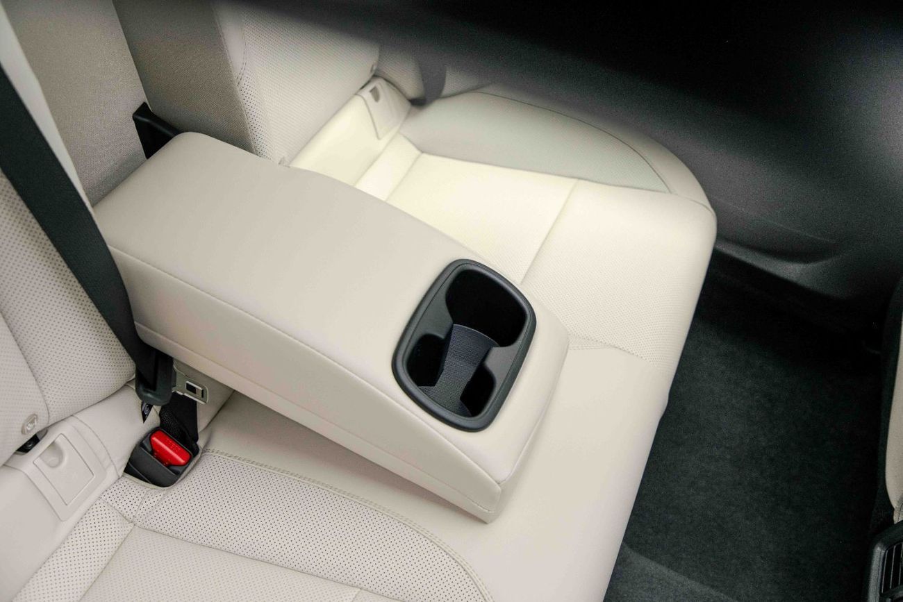 Toyota Camry GLE 2.5L - Netural Black Inside Formage | Export Only