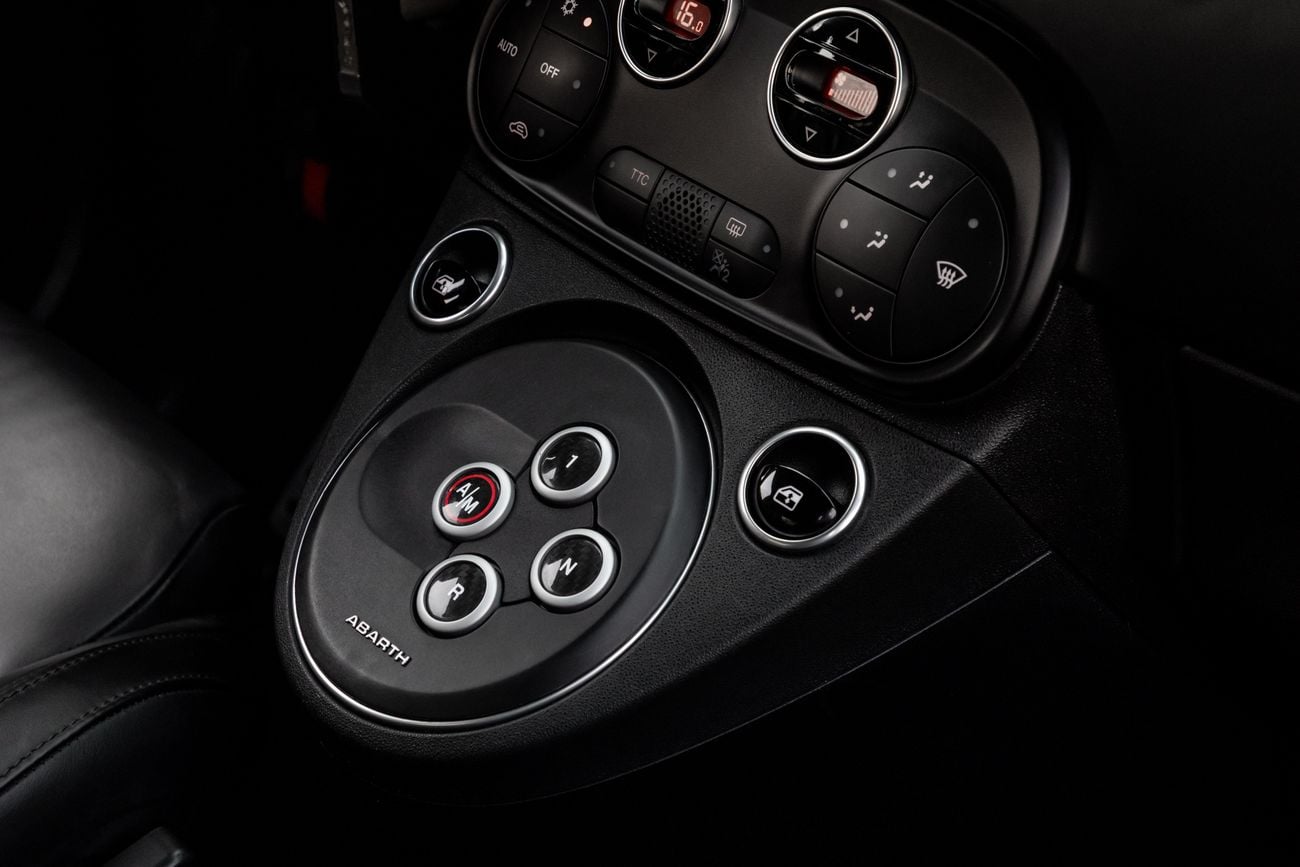 أبارث 695 TURISMO 695 Turismo | 1,273 P.M | 0% Downpayment | Under Warranty!