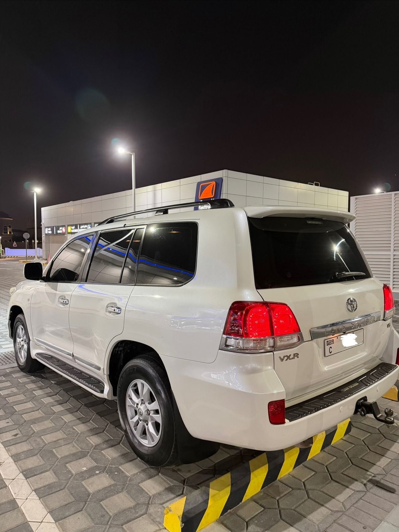 Toyota Land Cruiser VXR