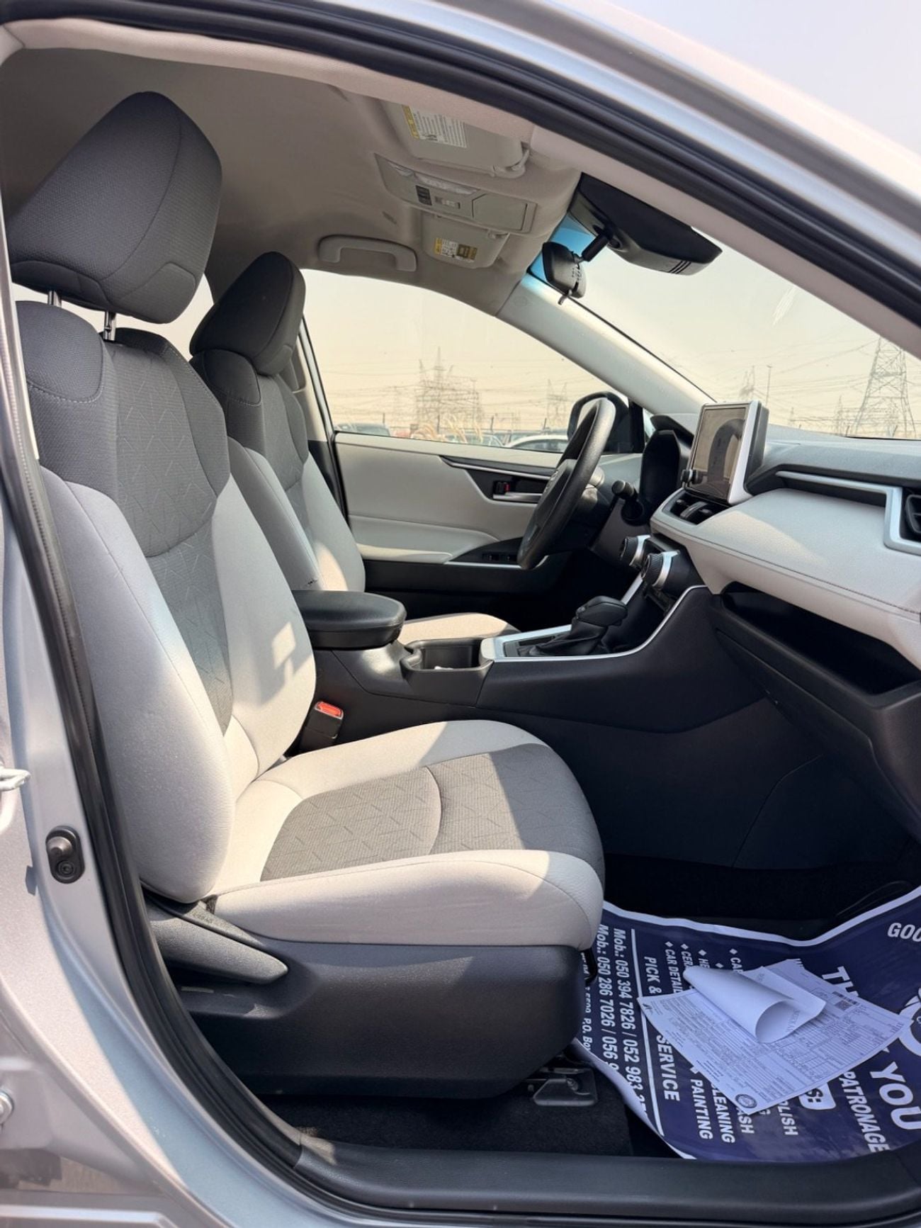 تويوتا راف ٤ XLE 2.5 L push start 2025 full option