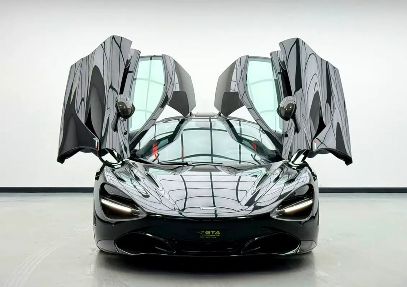 McLaren 720S PERFORMANCE Launch Edition, Carbon Fiber Package, Excellent Condition, Japanese