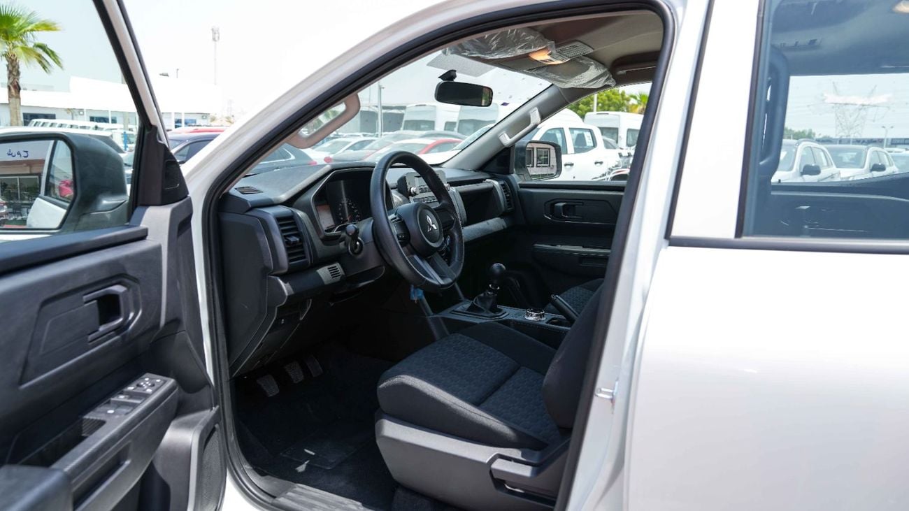 ميتسوبيشي L200 GLX جديدة كلياً – محرك ديزل توربو سعة 2.5 لتر، دفع رباعي، ناقل حركة يدوي – C86 – موديل 2026 (خليجي)