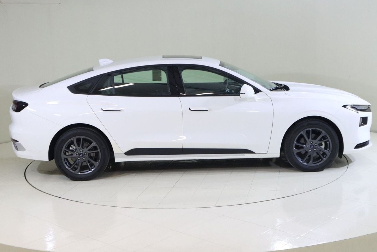Ford Taurus AMBIENTE TPC1225N / AL TAYER MOTORS /AL QOUZ SHOWROOM
