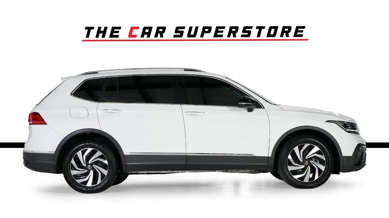 Volkswagen Tiguan ELEGANCE 300 TSI Long Wheelbase-Low Mileage-Like New-Low Fuel Consumption-Comfort
