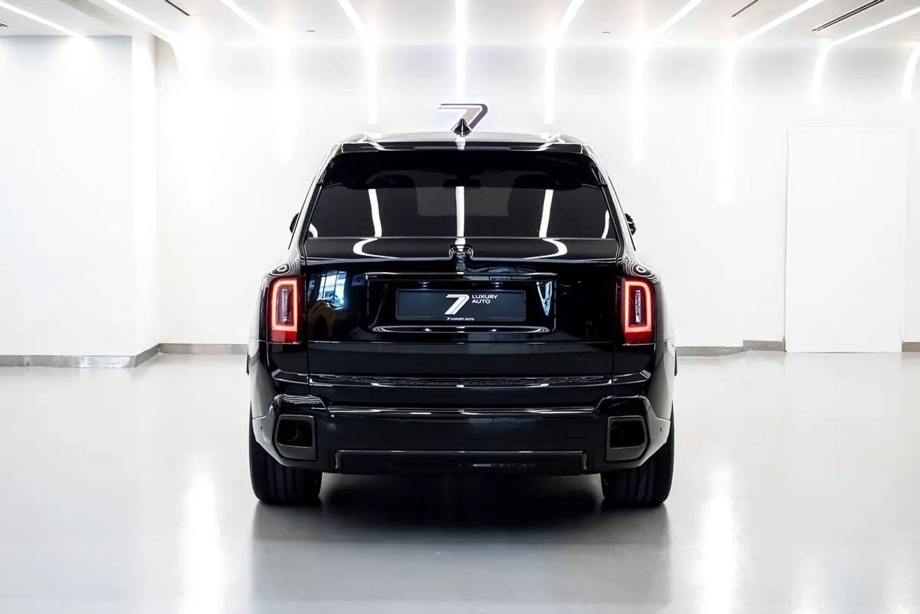 Rolls Royce Cullinan BLACK BADGE VIP SEATS | With Warranty and Service Contract