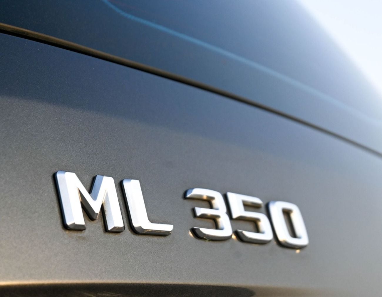 Mercedes Benz ML350 -MERCEDES-BENZ _ ML350 _ 2010 GCC IN EXCELLENT CONDITION -5Door-petrol