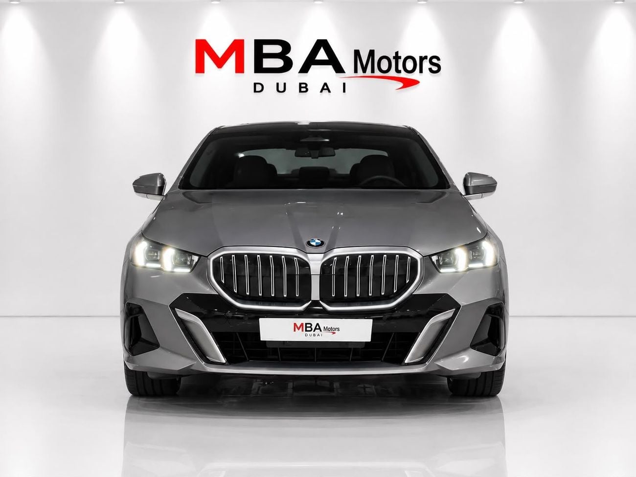 بي أم دبليو 530i M SPORT