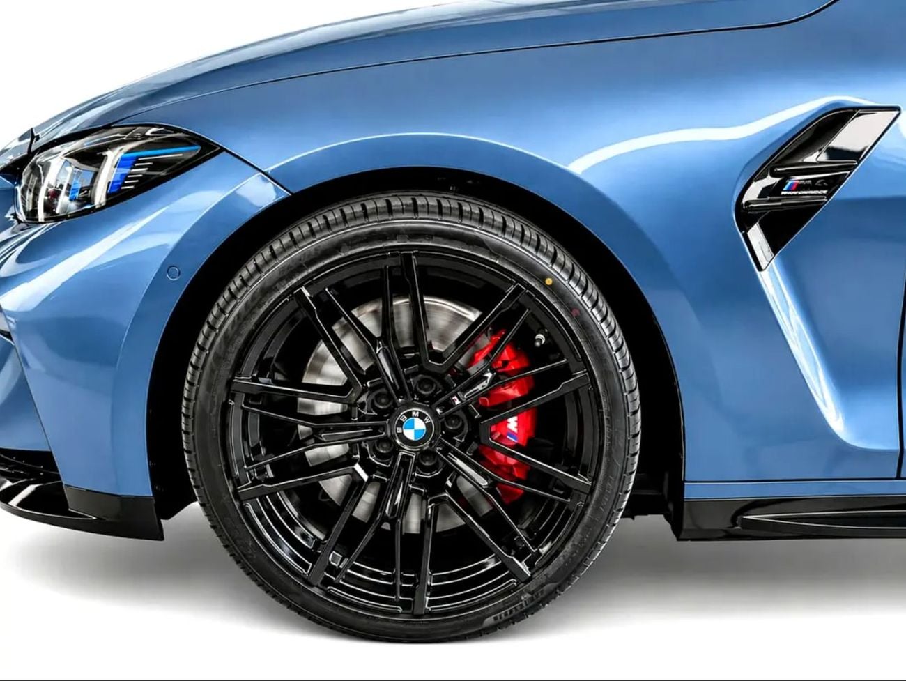 بي أم دبليو M4 COMPETITION M XDRIVE بي إم دبليو الفئة الرابعة 420i