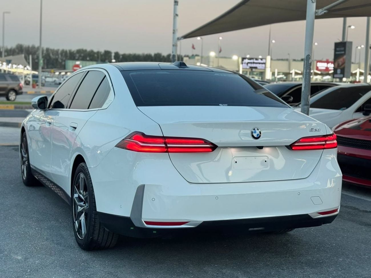 بي أم دبليو 520i M SPORT