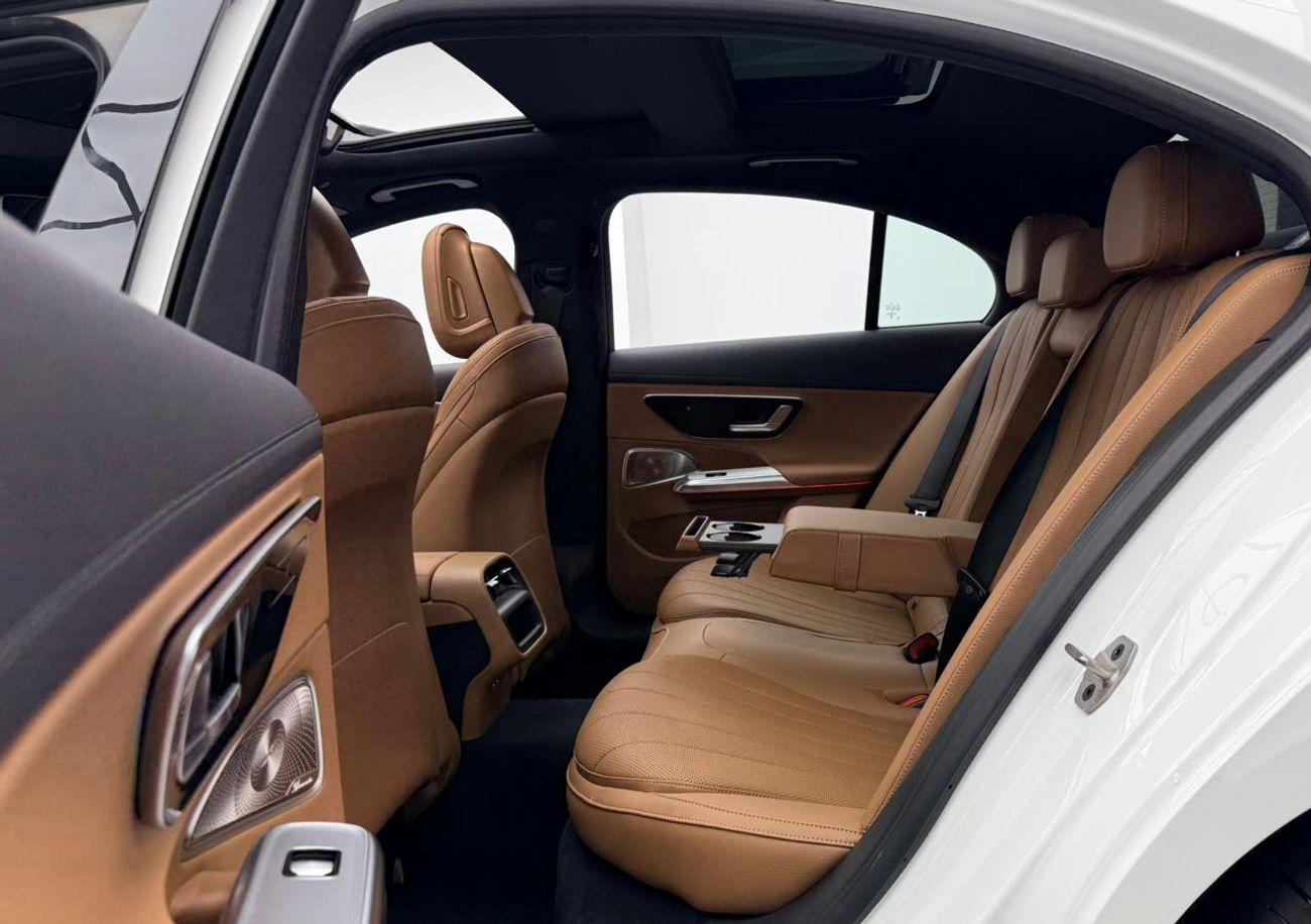 مرسيدس بنز E300 AMG 2025 Mercedes Benz E300 4Matic, Warranty, Delivery Kms, Fully Loaded, Excellent Condition