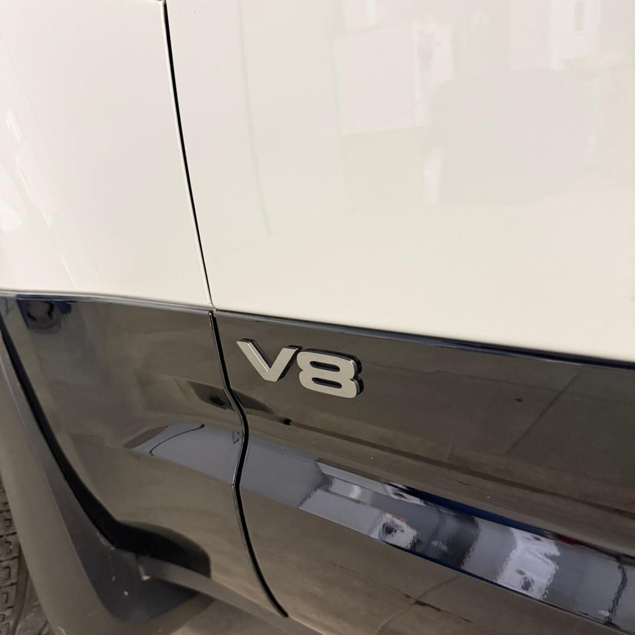 Land Rover Defender 110 525 EDITION