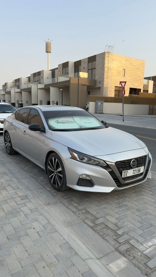 Nissan Altima SPORT