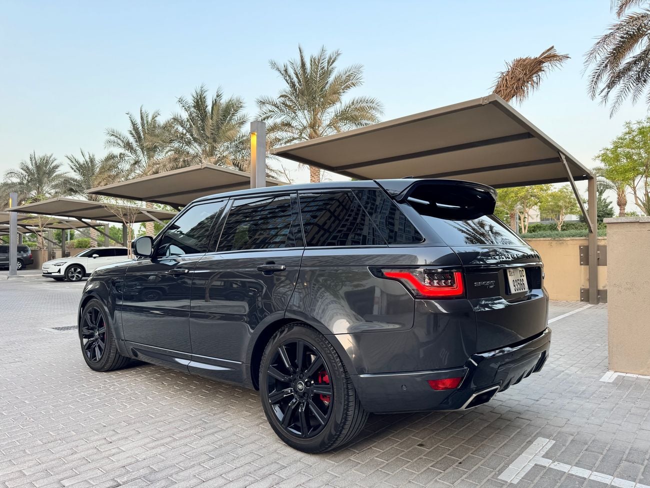 لاند روفر رينج روفر سبورت HST