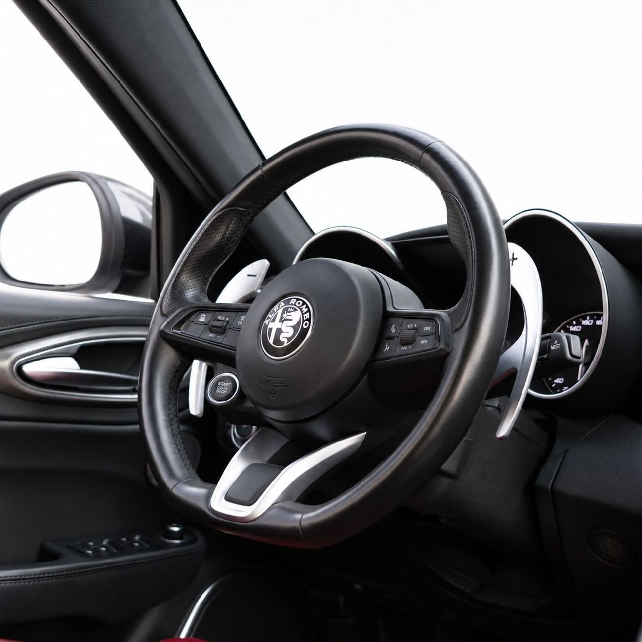 Alfa Romeo Giulia VELOCE AED 1,724 P.M • 0% Downpayment • Alfa Romeo Giulia Veloce • Agency Warranty And Service Contract