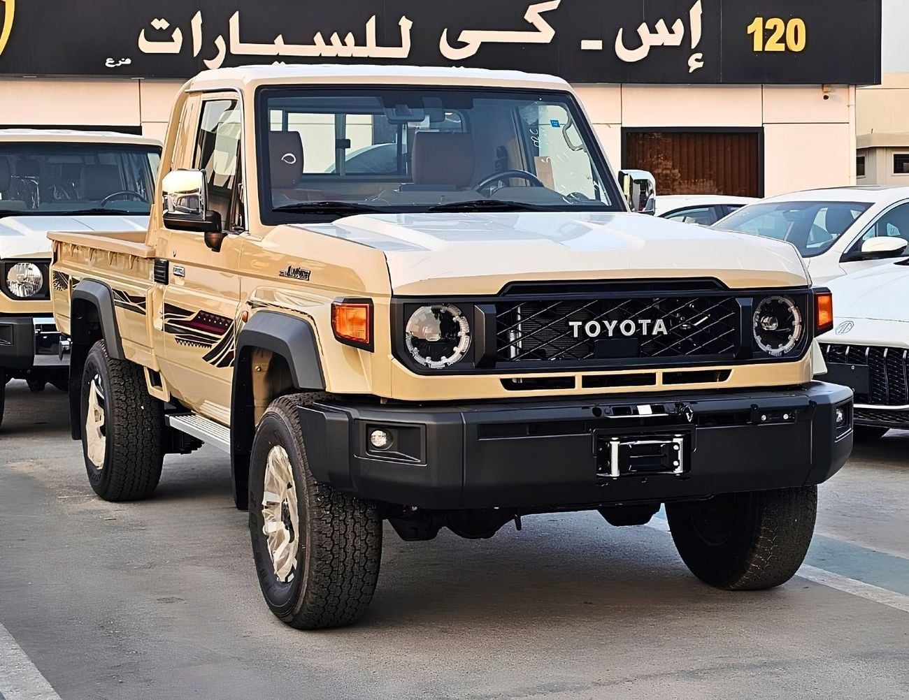 Toyota Land Cruiser Pick Up LC79 SINGLE CABIN || 4.0L PETROL V6 A/T | RADAR | FULL OPTION (CODE # SC)