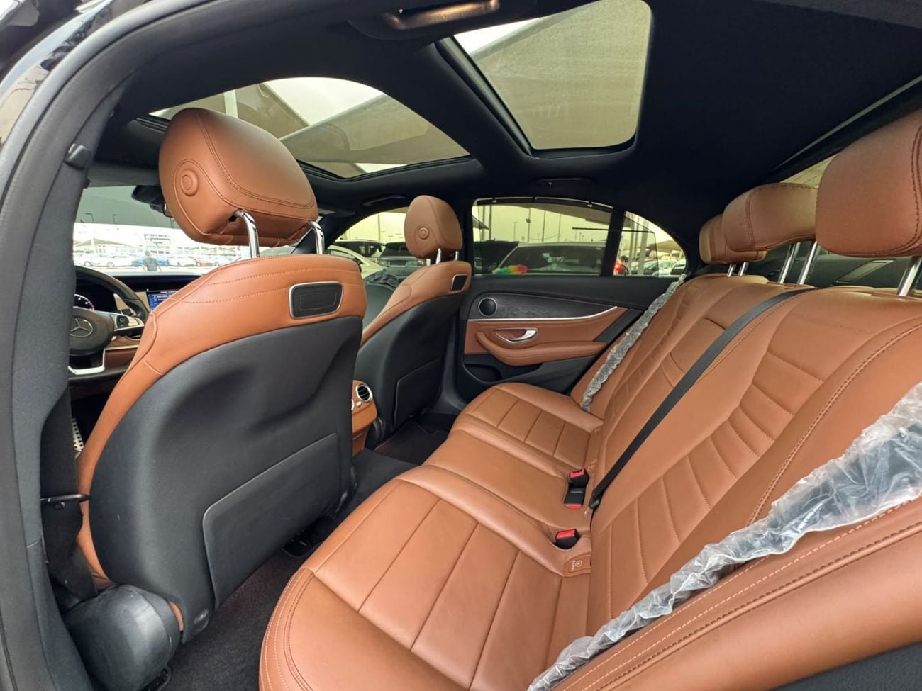 مرسيدس بنز E300 AMG