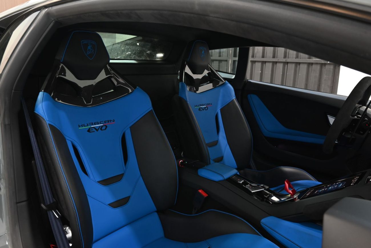 Lamborghini Huracan 2022 Lamborghini Huracan EVO Coupe, Service History, 2/2027 Exotic Car Warranty, Excellent Condition