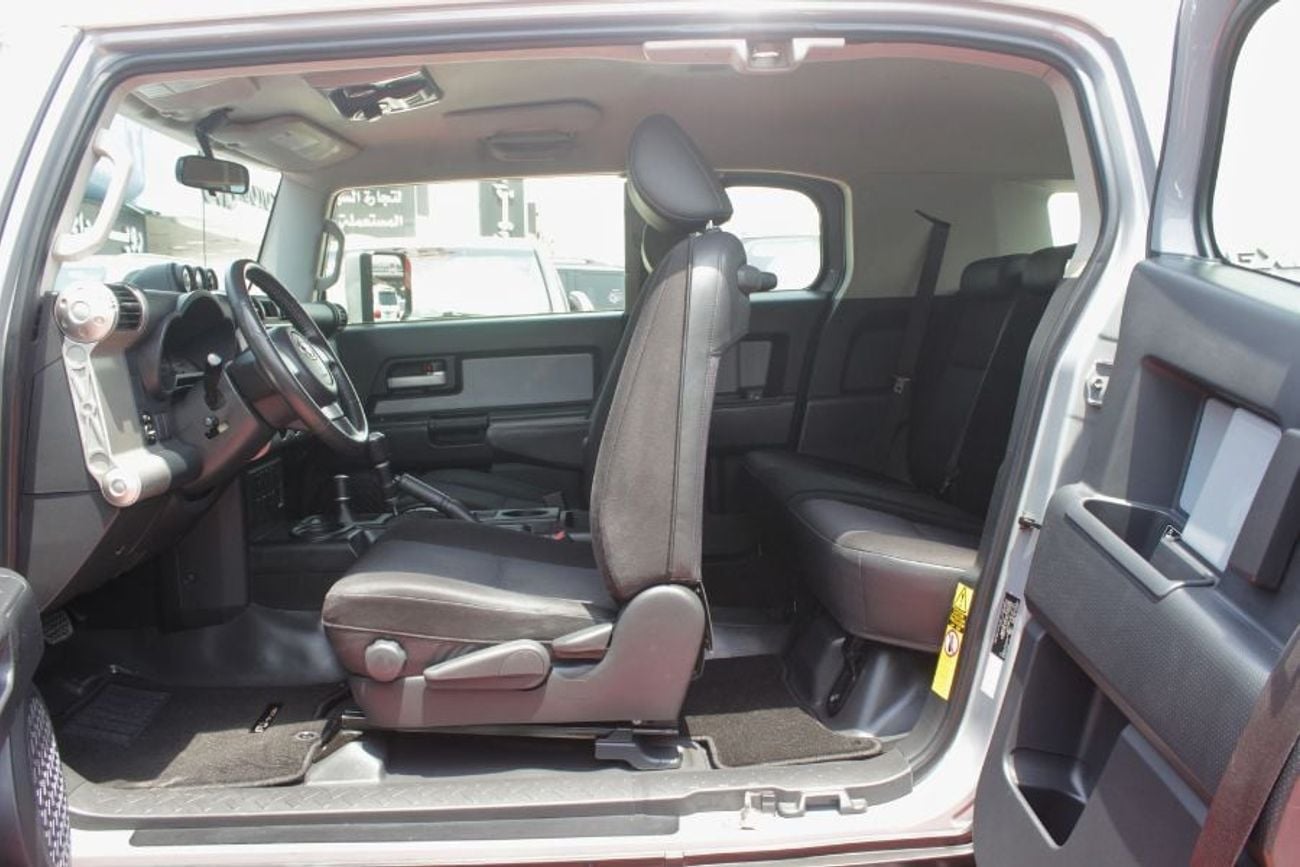 Toyota FJ Cruiser GXR V6,GCC