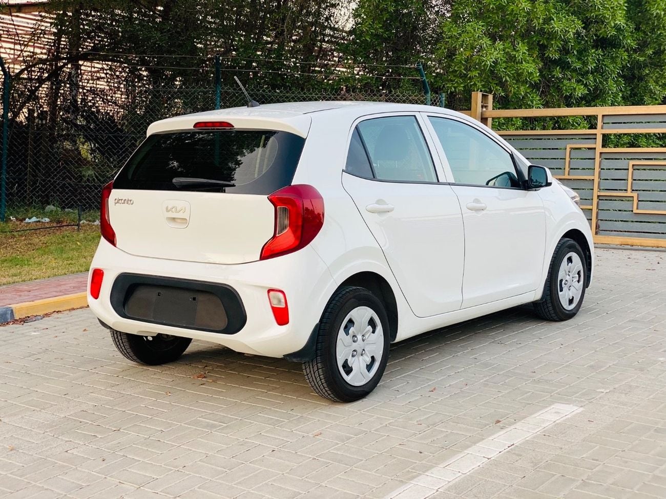 Kia Picanto EX