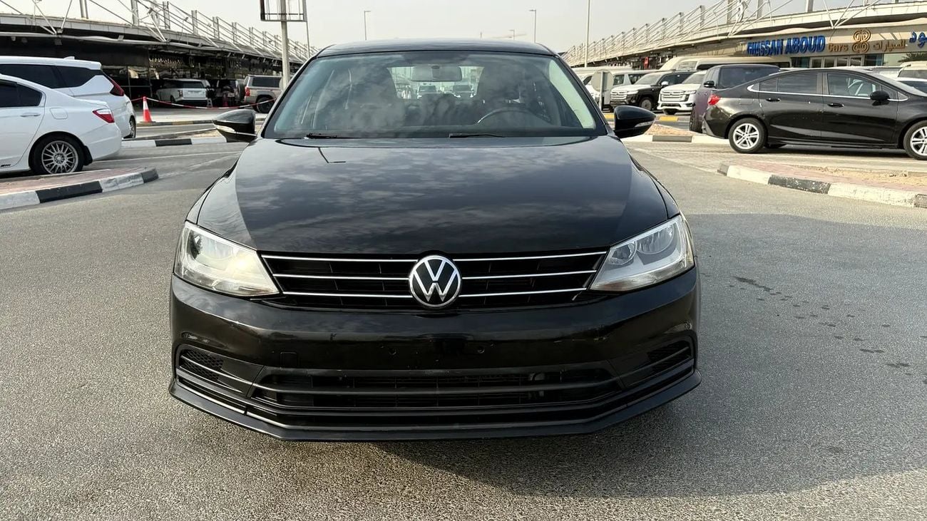 Volkswagen Jetta SE GCC Specs , excellent condition