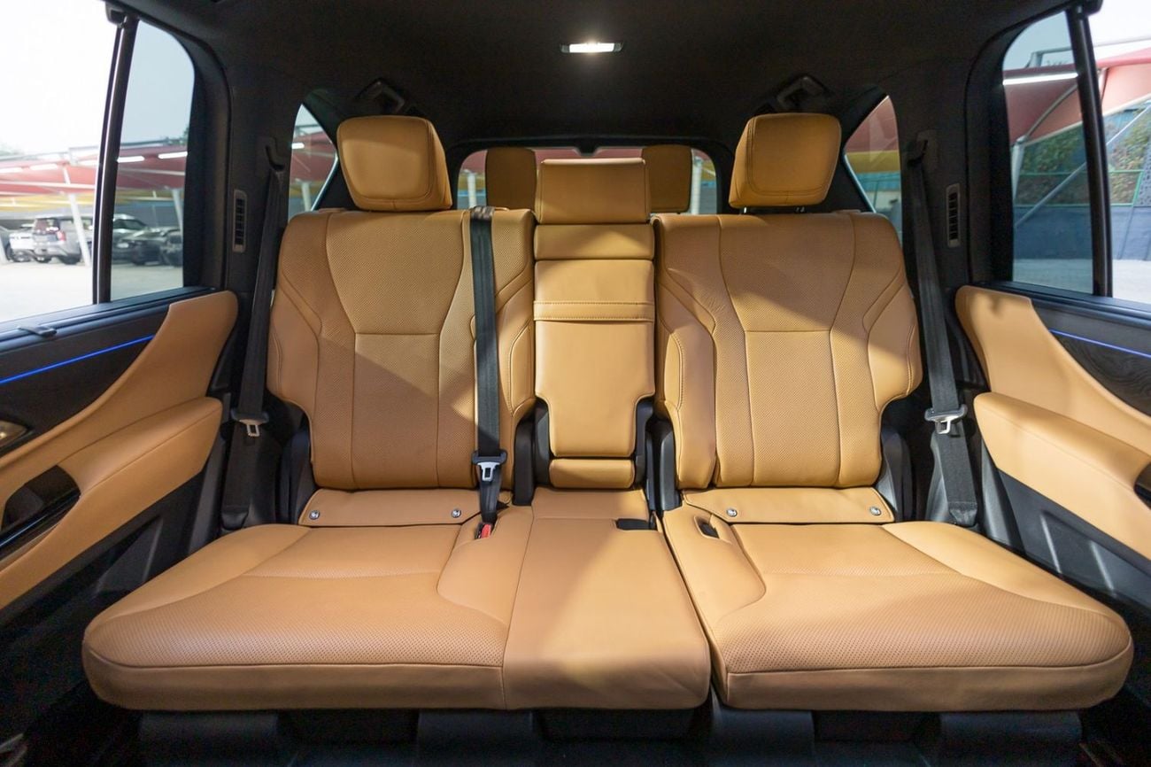Lexus LX600 LX 600 Signature