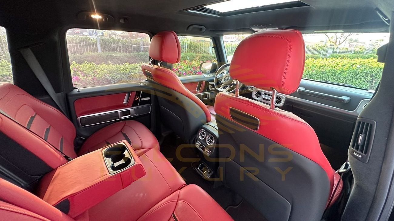 Mercedes Benz G63 AMG STANDARD MERCEDES G63 - MODEL 2023 - NO ACCIDENT