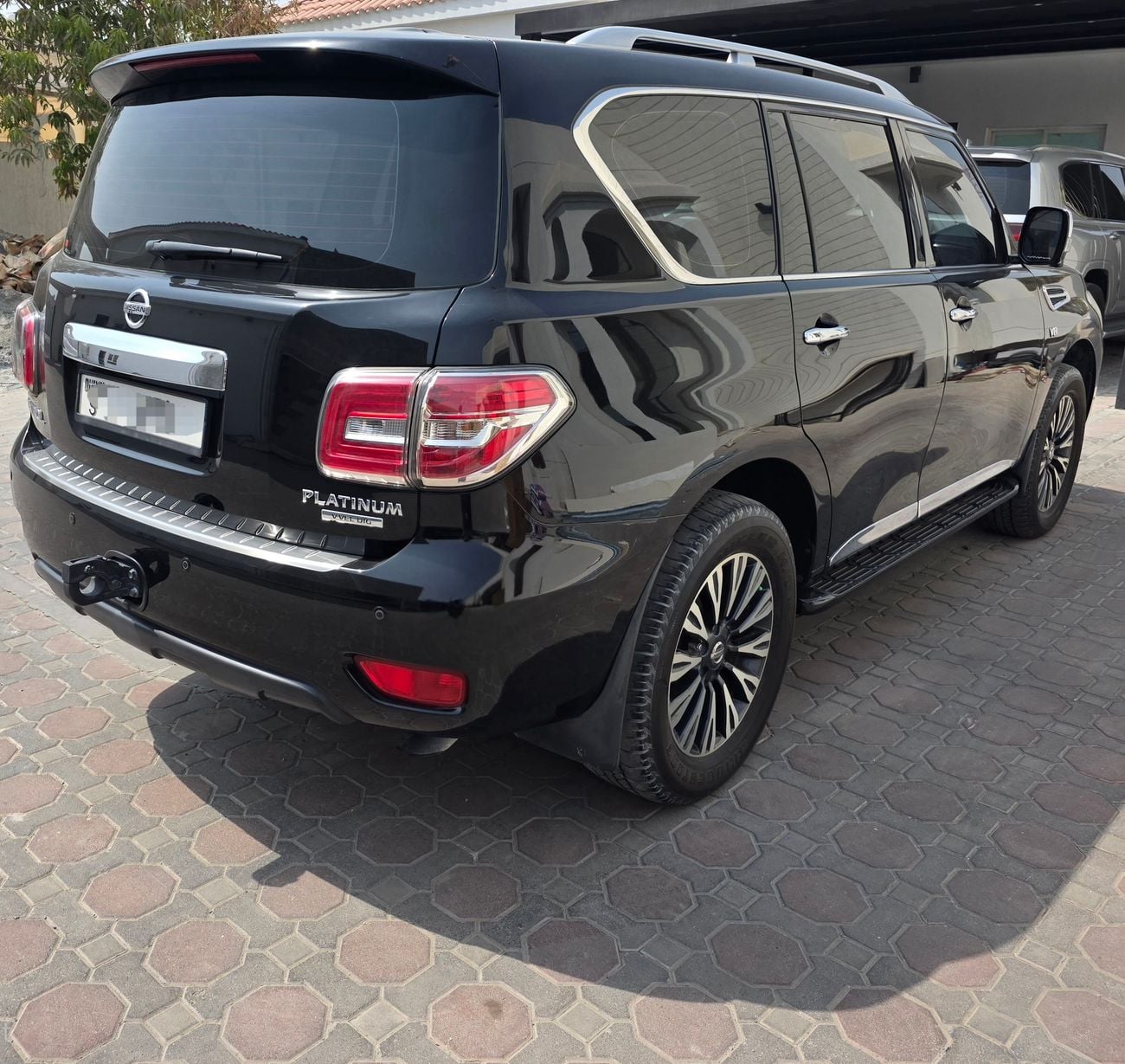 نيسان باترول LE PLATINUM