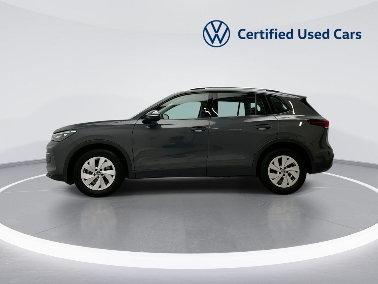 Volkswagen Tiguan LIFE Tiguan Life 1.4L | Rear Camera | 3-Zone Climatronic | Ambient Lighting | Leather Steering Wheel | Di