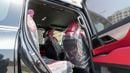 لكزس LX 700h F سبورت محرك هجين سعة 3.5 لتر، محرك V6 مزدوج، 5 مقاعد، نظام صوتي مارك ليفينسون 25، نظام ركن آلي، دفع رباعي أ