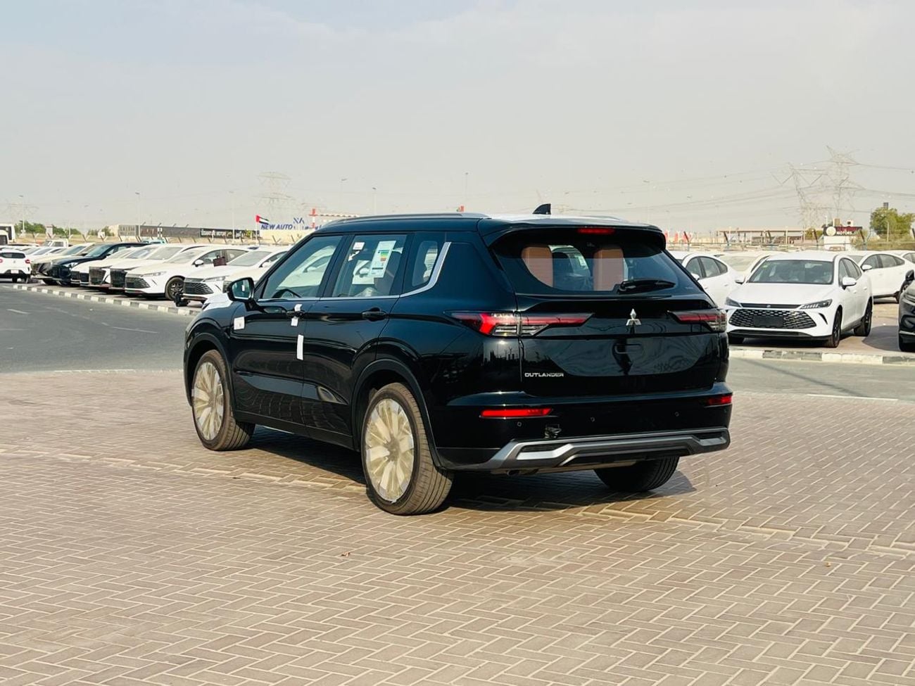 Mitsubishi Outlander PREMIUM