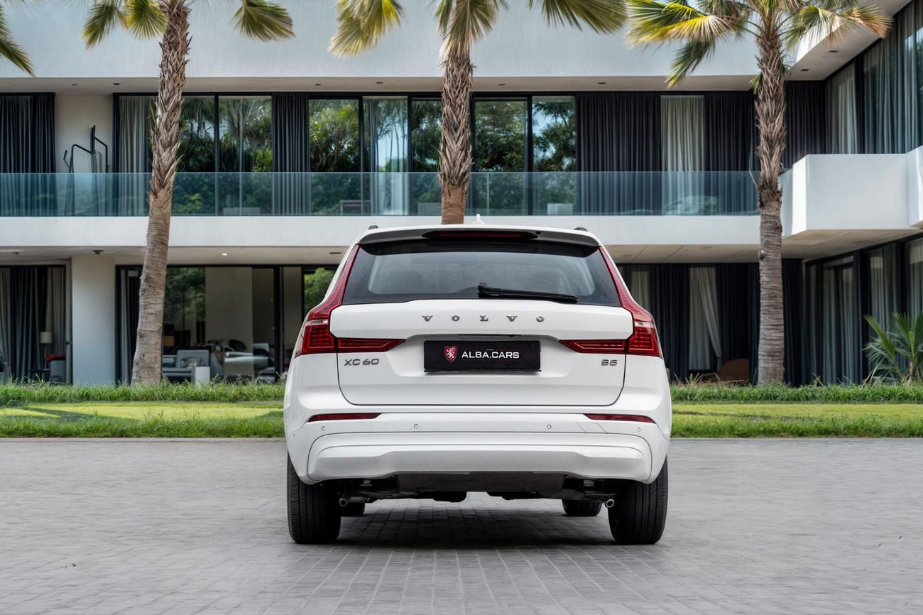 Volvo XC60 MOMENTUM B5 | 1,959 P.M | 0% Downpayment | VOLVO WARRANTY | ONE OWNER!