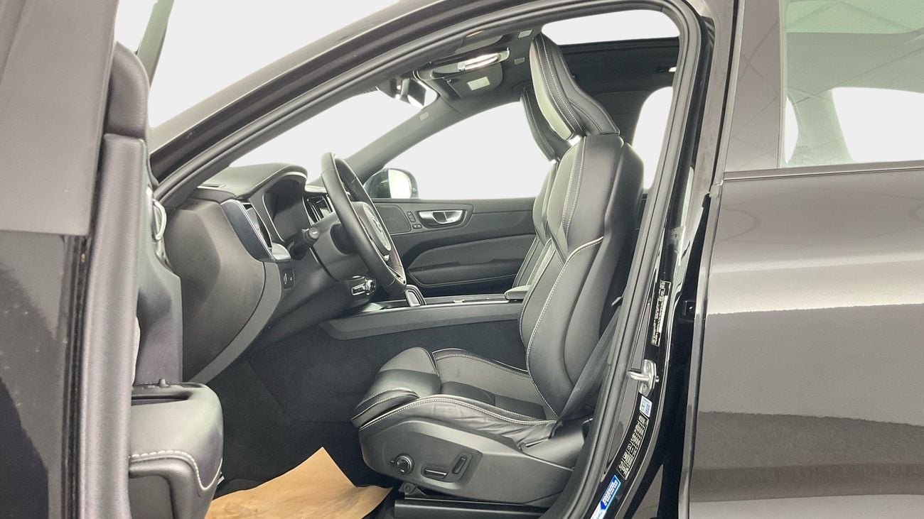 Volvo XC60 R DESIGN | Guaranteed Warranty | 0 Down Payment